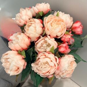 Elegant Cream and Pink Peony Bouquet